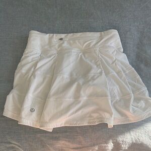 Lululemon White Athletic Tennis Skirt size 0